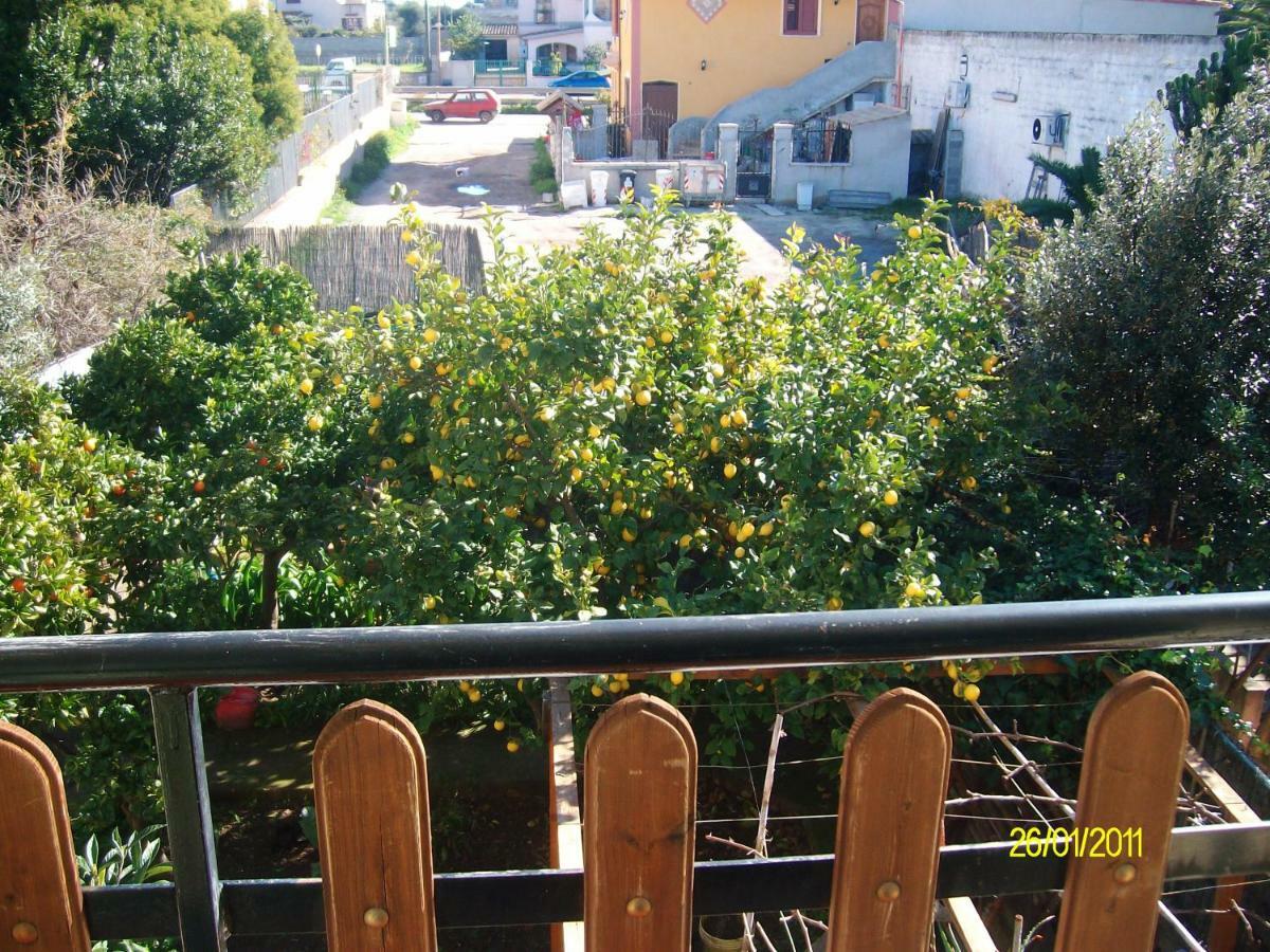 Appartamento Casa Roberta Villa San Pietro Esterno foto