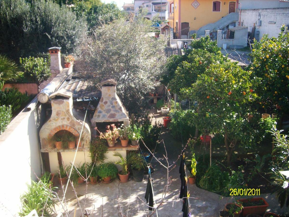 Appartamento Casa Roberta Villa San Pietro Esterno foto